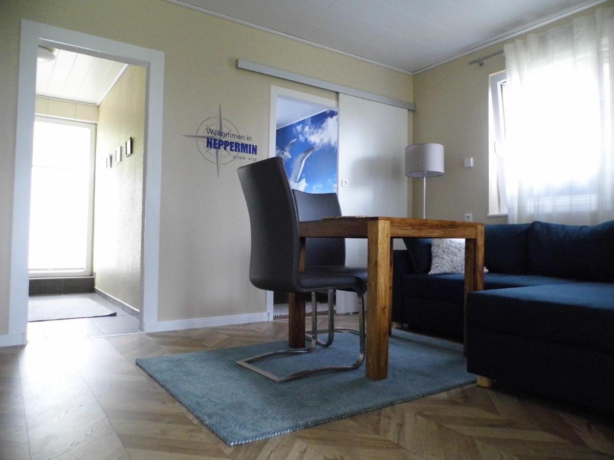 Ferienwohnung Seerose Neppermin Bagian luar foto
